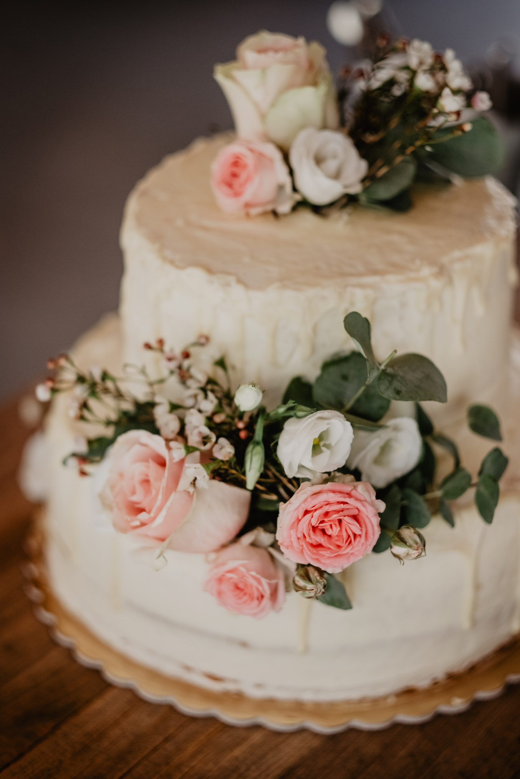 Getting married in 2022? Experts reveal the top five wedding cake trends